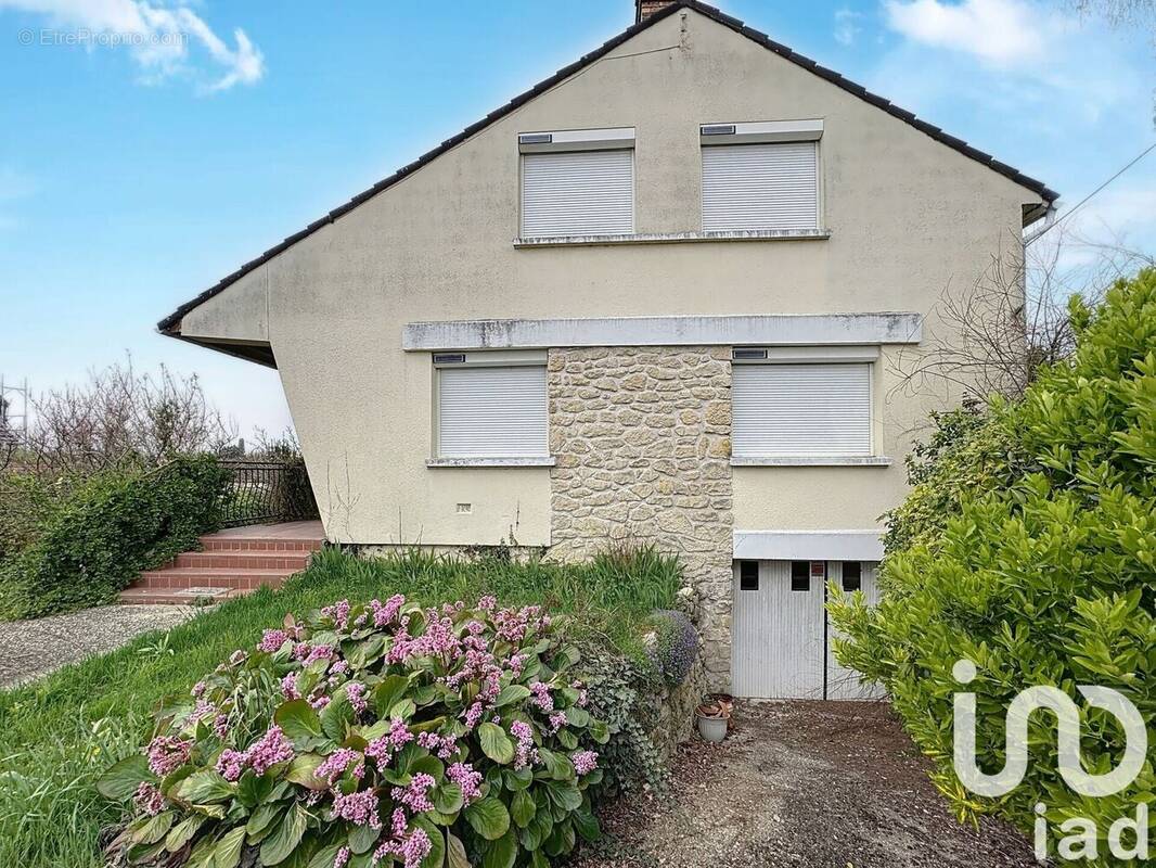 Photo 1 - Maison à BALLANCOURT-SUR-ESSONNE