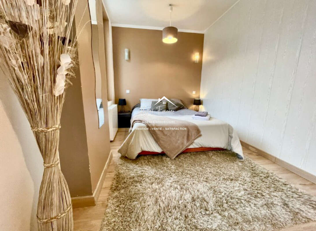 MAISON LOUEE - Appartement à LA ROCHE-POSAY