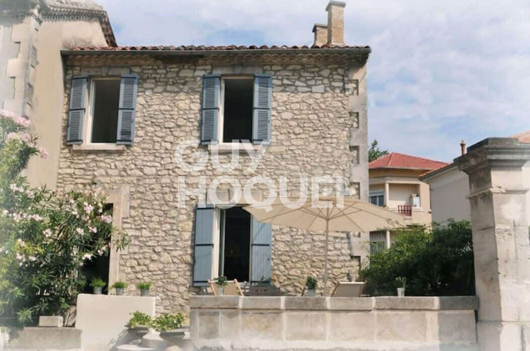 Maison à AVIGNON