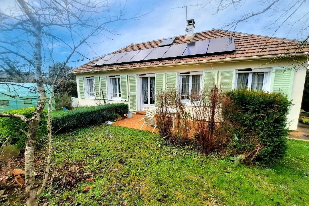 Maison à QUINCY-VOISINS