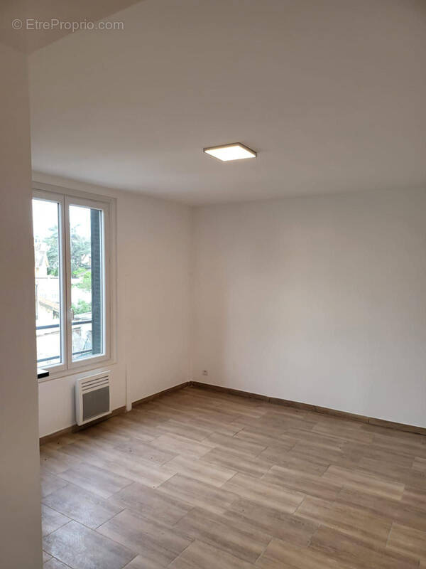 Appartement à VILLEMOMBLE