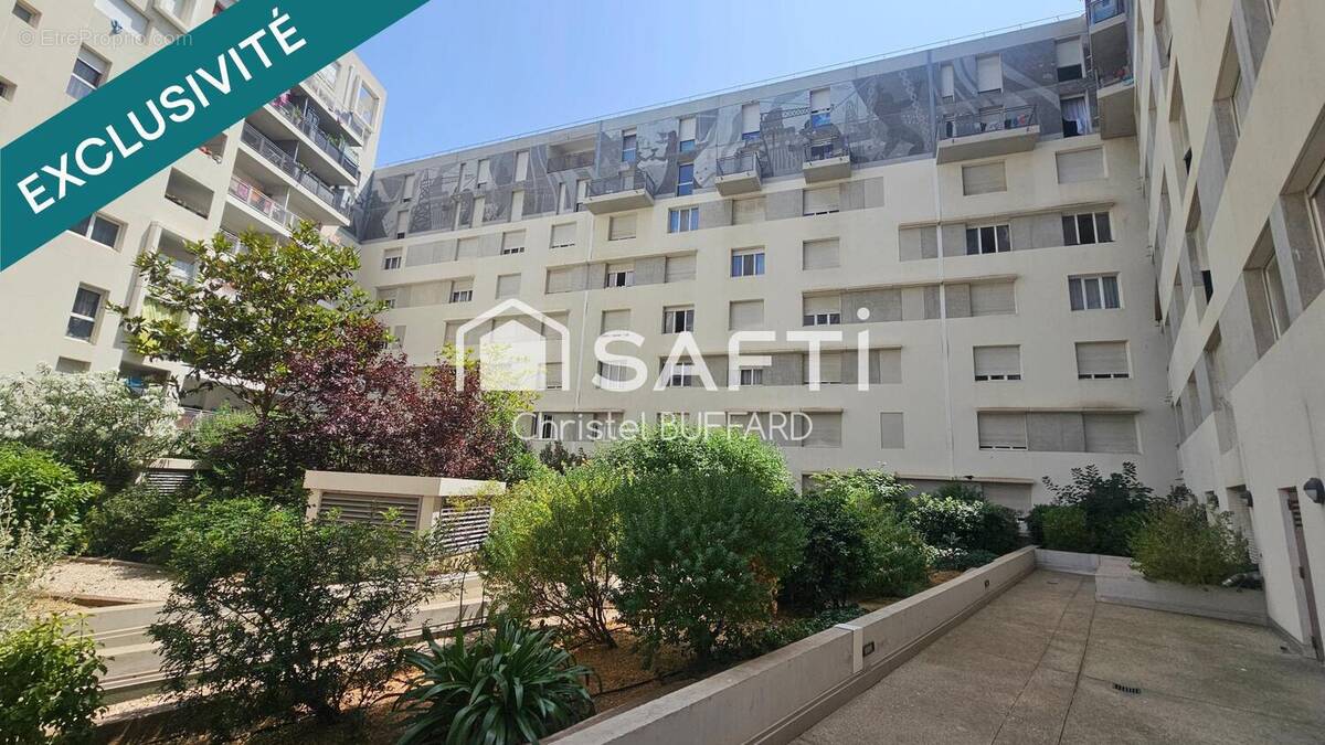 Photo 1 - Appartement à MARSEILLE-3E
