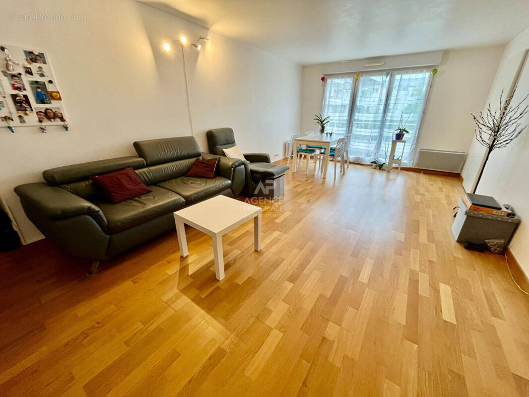 Appartement à COURDIMANCHE