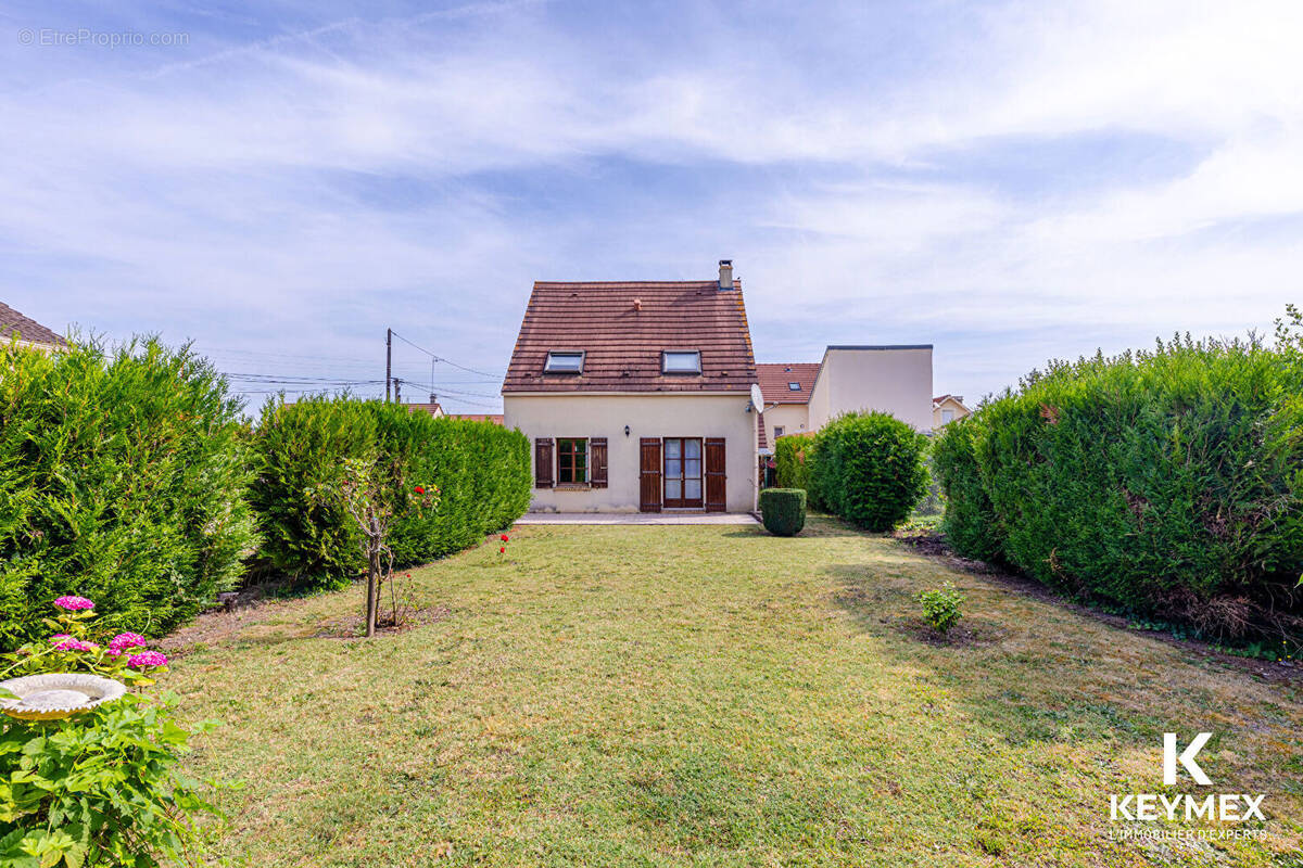 Maison à PIERRELAYE