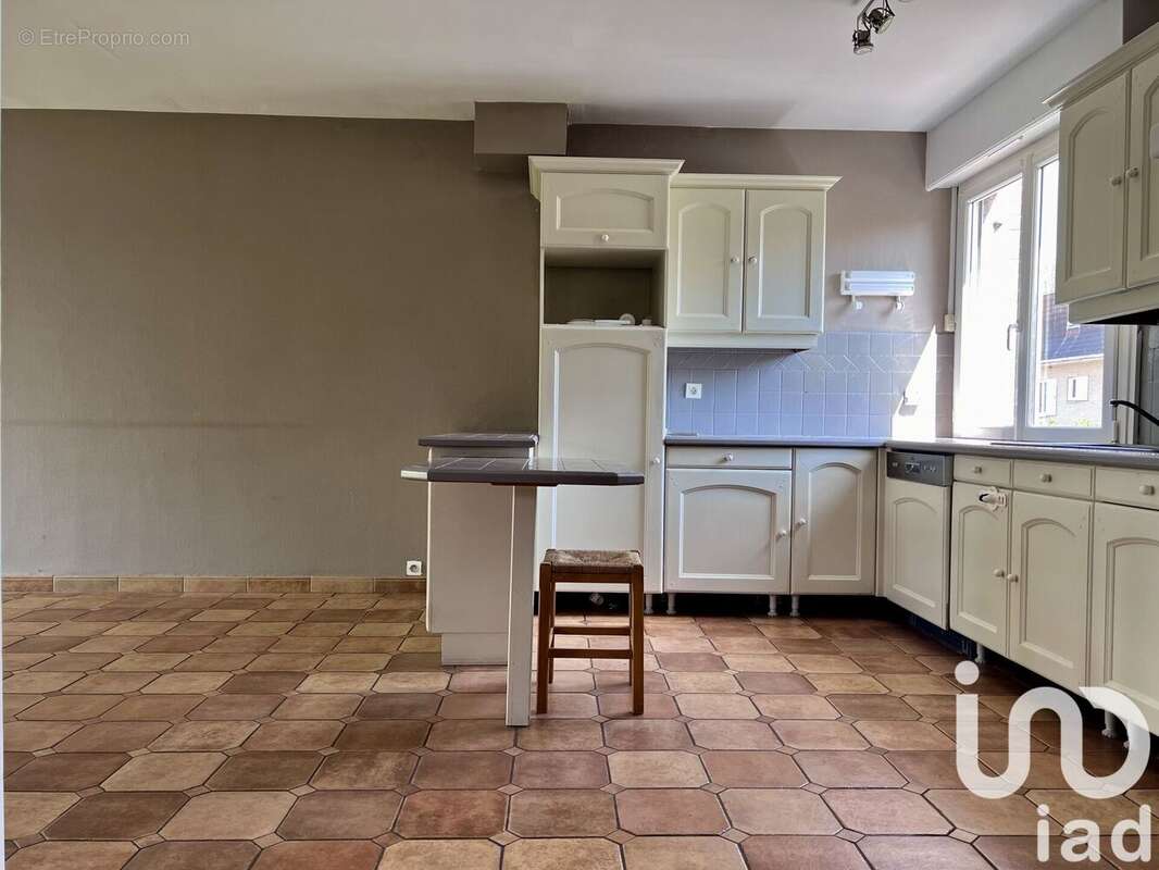 Photo 4 - Maison à WATTIGNIES