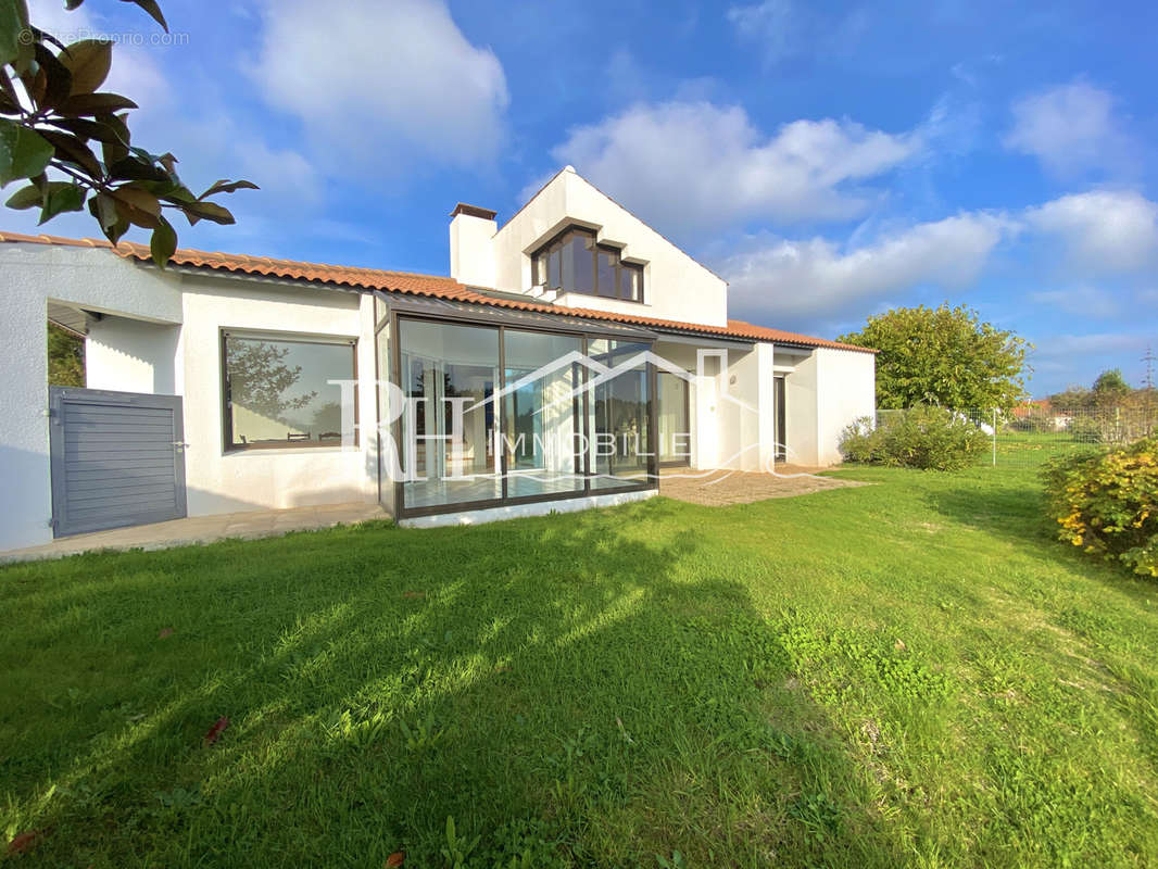 Maison à GIVRAND