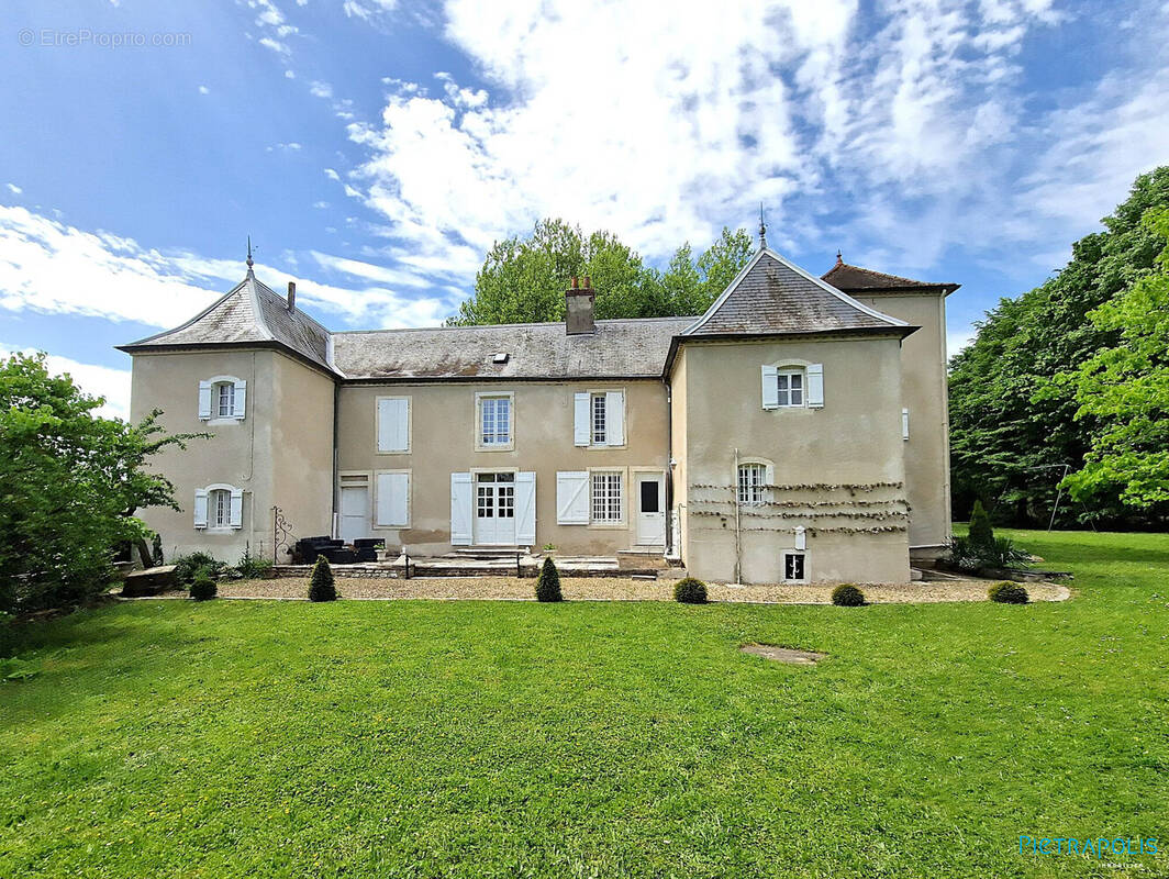 Maison à CHALON-SUR-SAONE