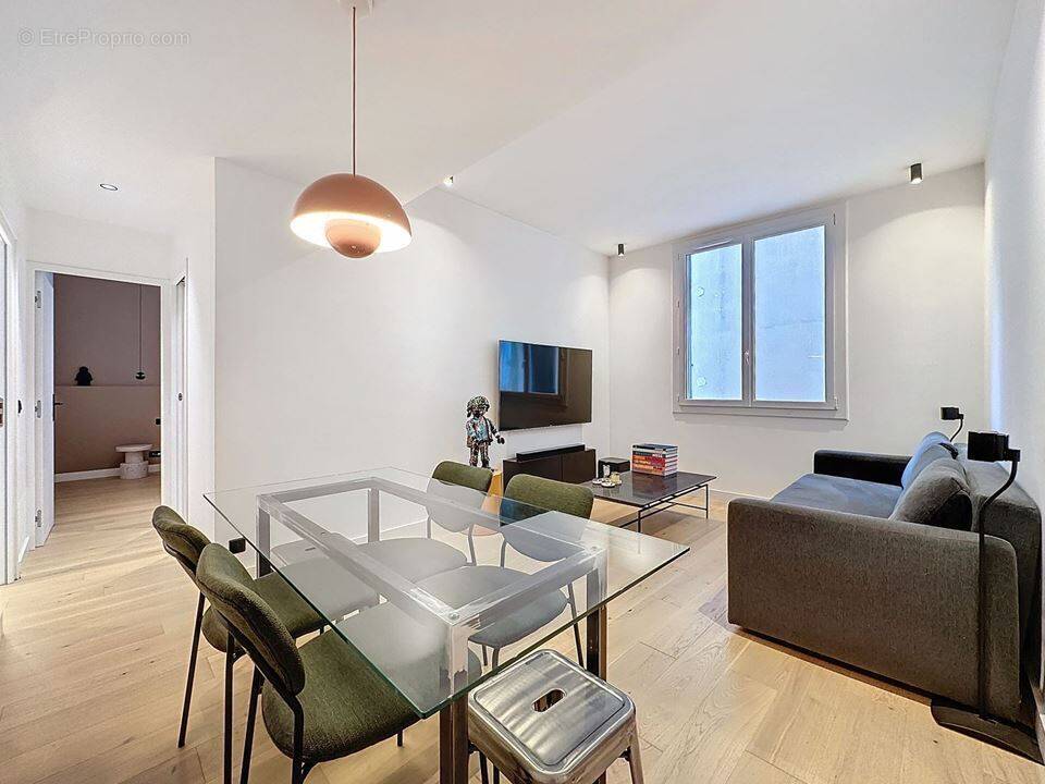 Appartement à MARSEILLE-6E