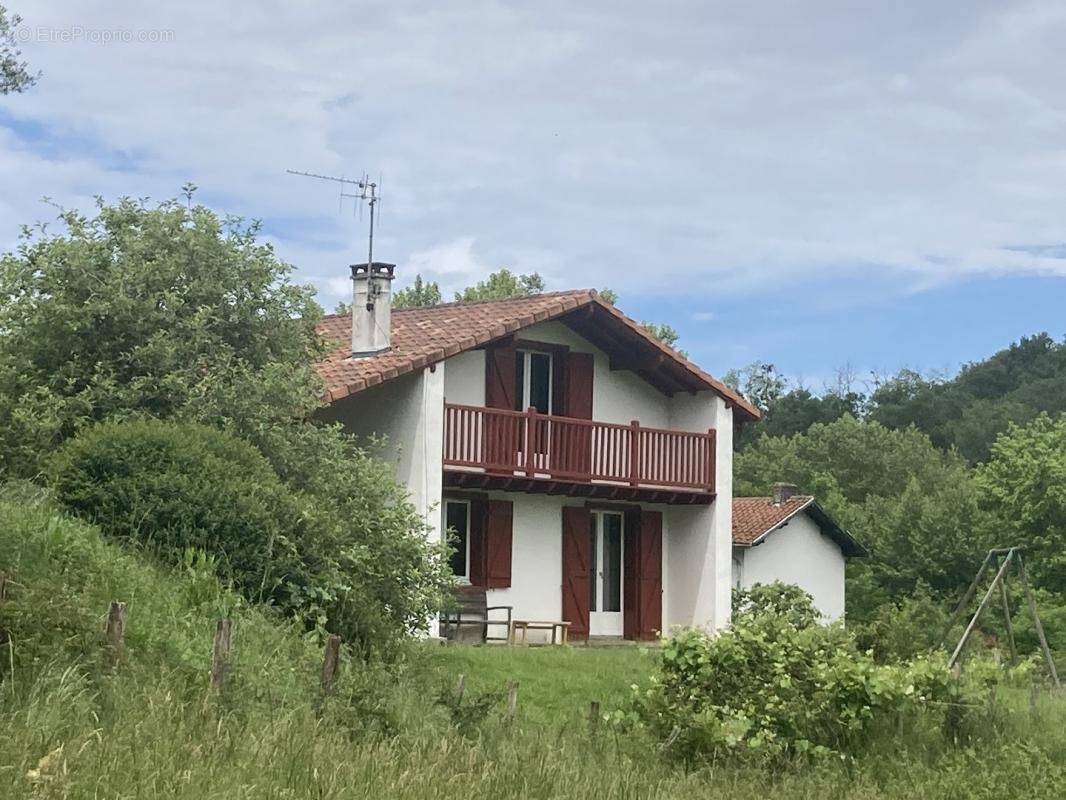 Maison à SAINT-PEE-SUR-NIVELLE