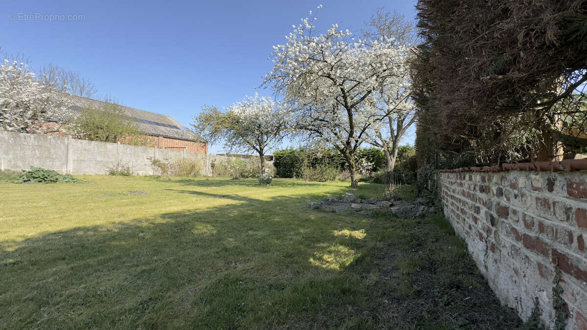 Maison à AIX-NOULETTE