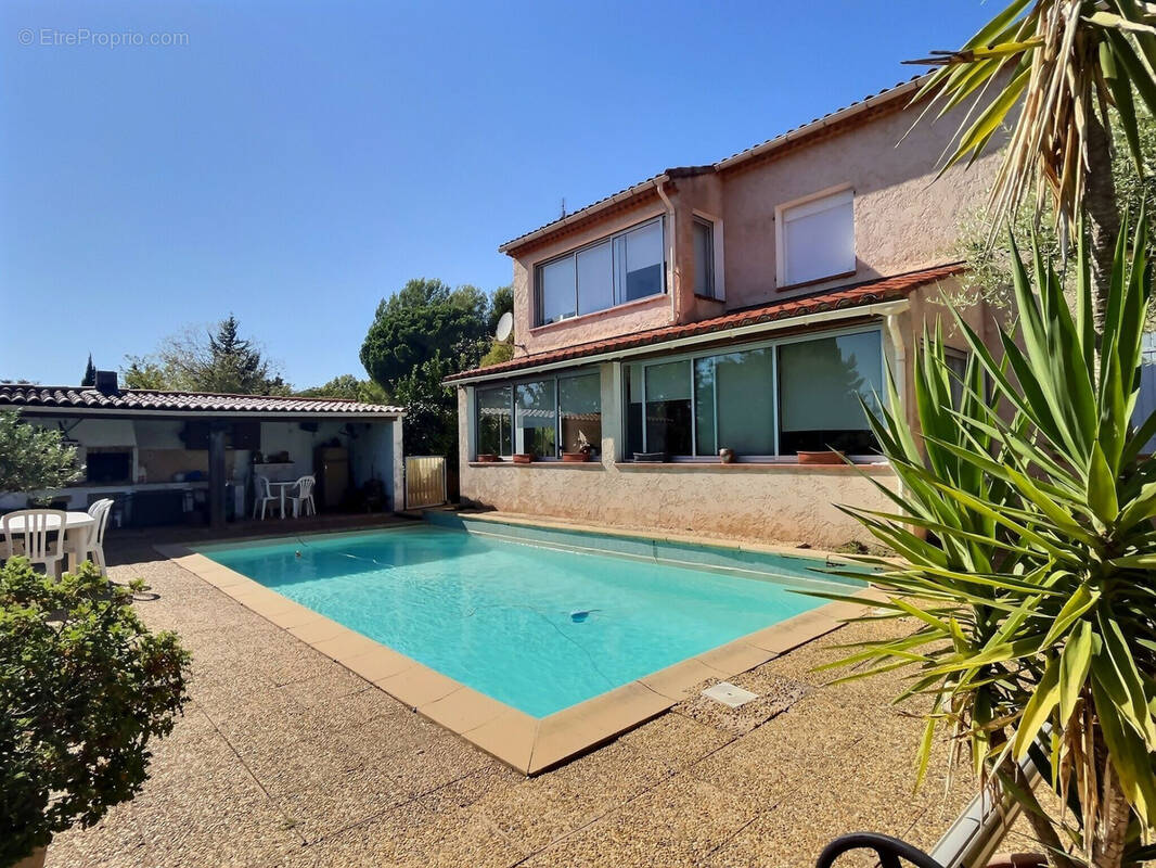Maison à PUGET-VILLE