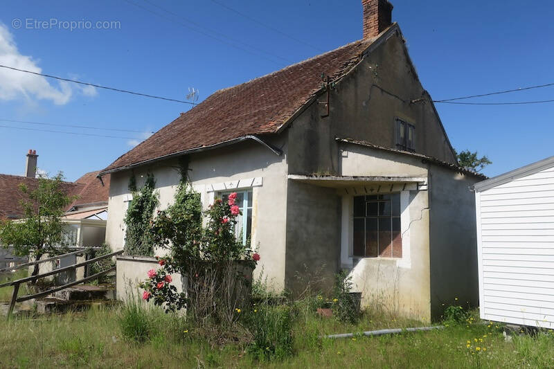 Maison à PIERREFITTE-SUR-LOIRE