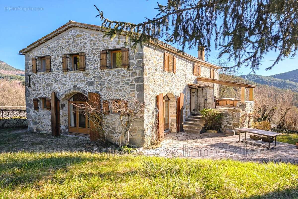 Maison à LA PENNE