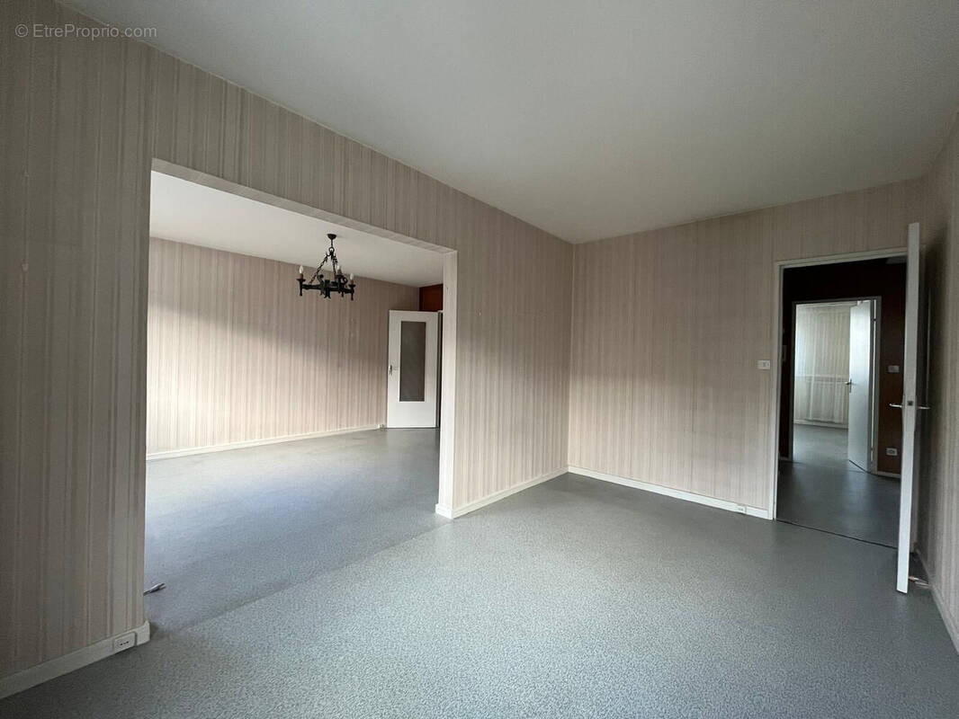 Photo 1 - Appartement à SAINT-ETIENNE