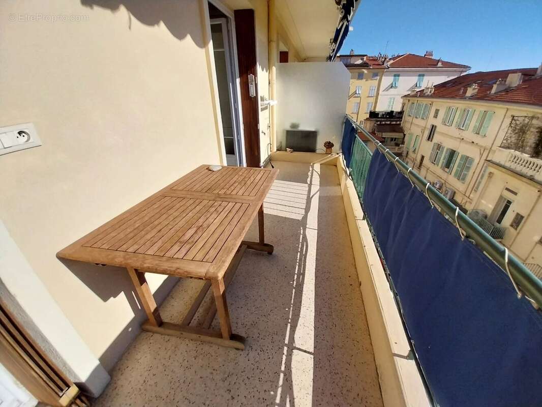 Appartement à MENTON