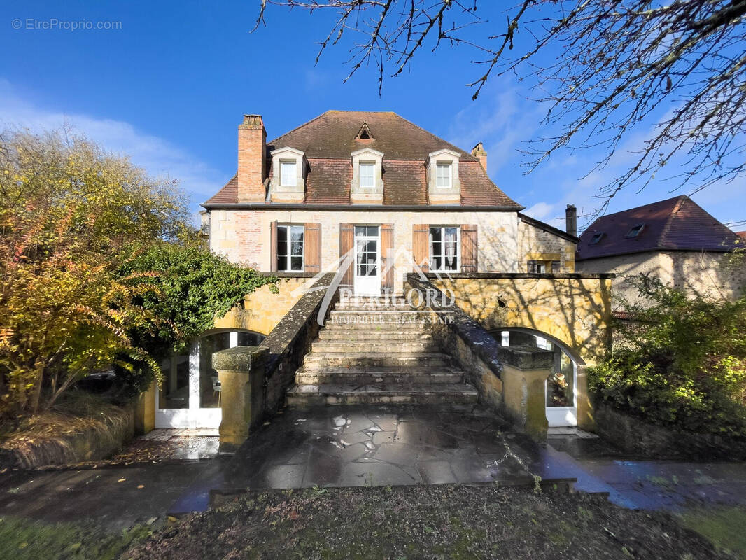 Maison à SALLES-DE-BELVES