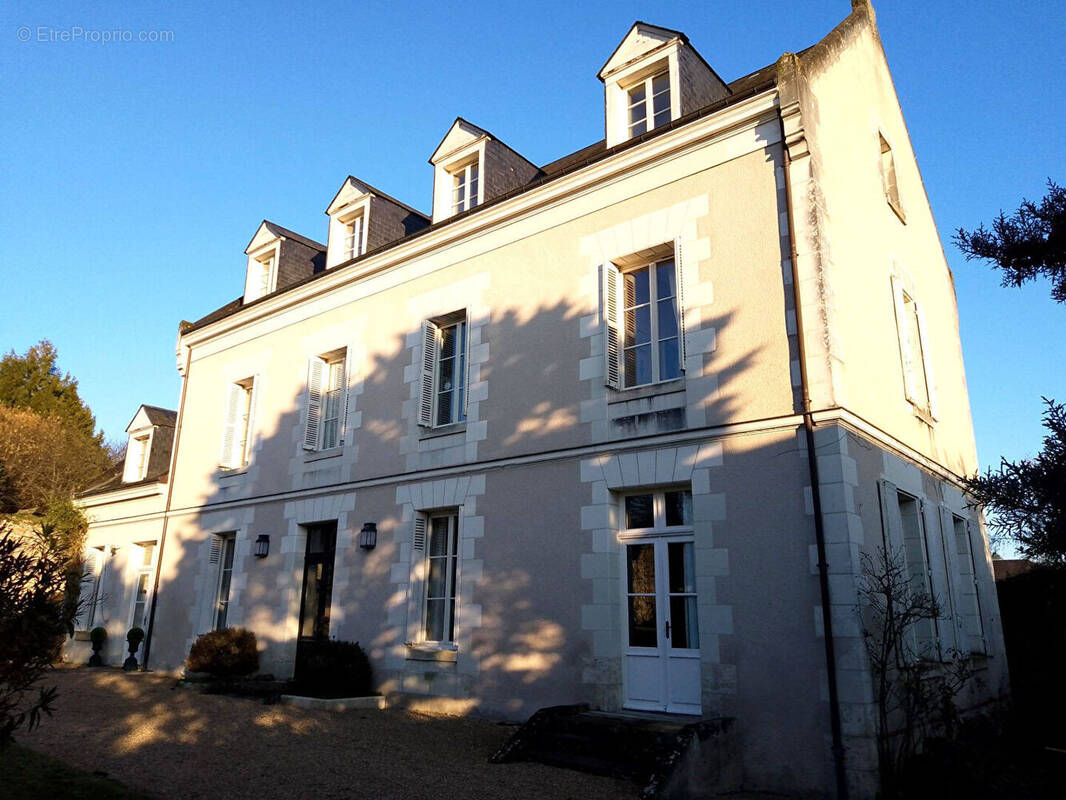 Maison à AZAY-LE-RIDEAU