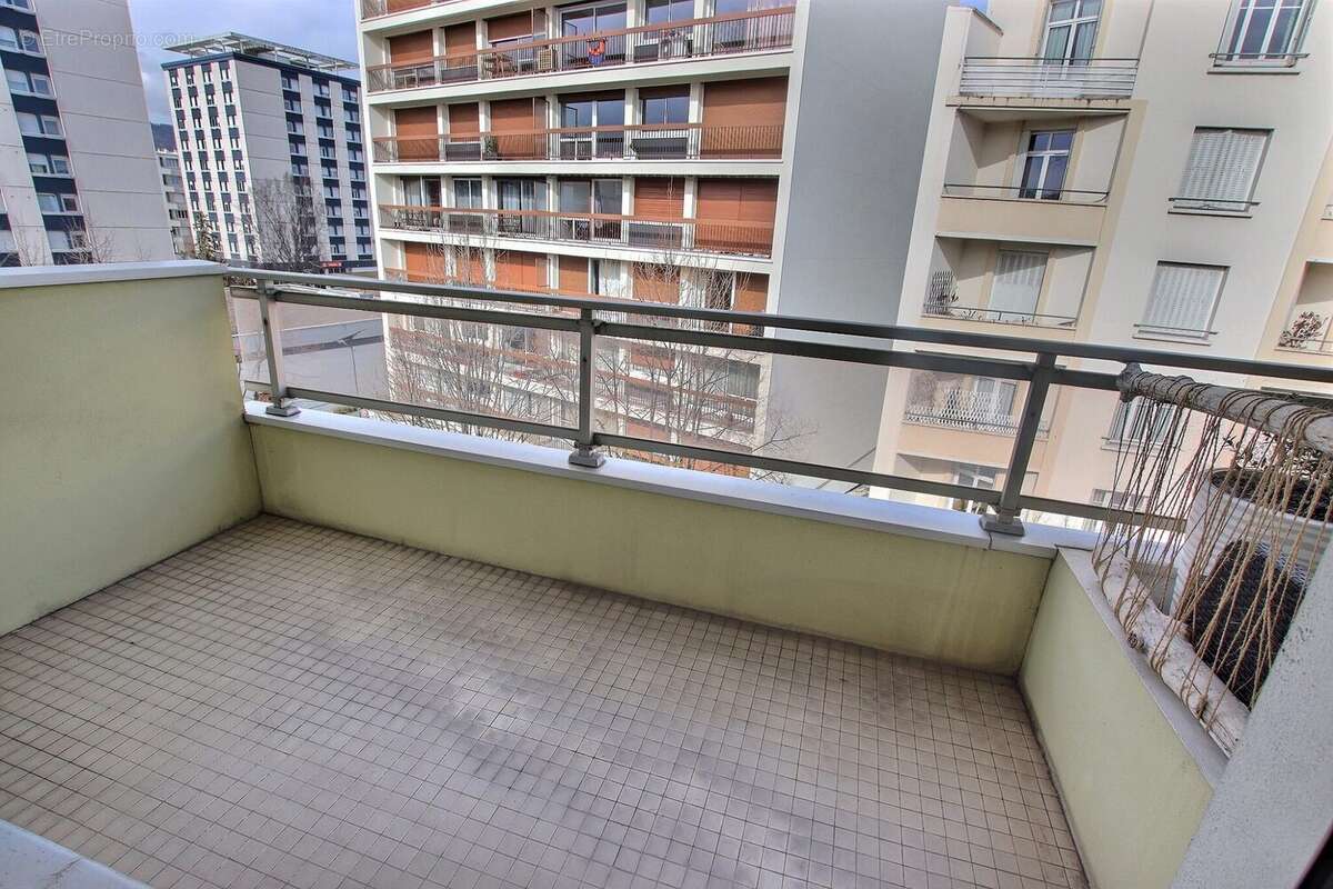 Appartement à CLERMONT-FERRAND
