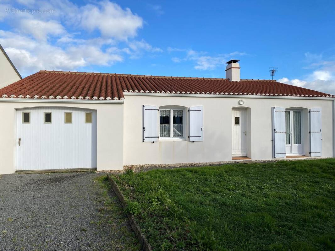 Maison à BEAUVOIR-SUR-MER