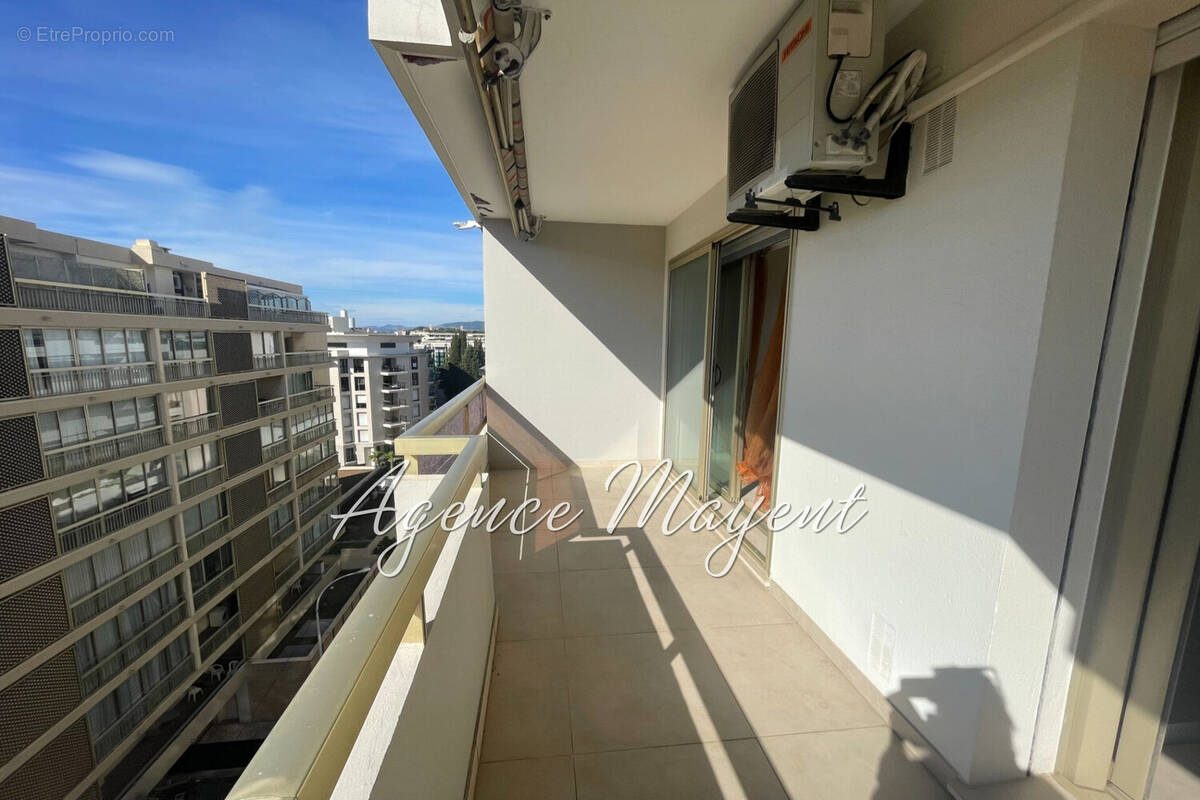 Appartement à CANNES