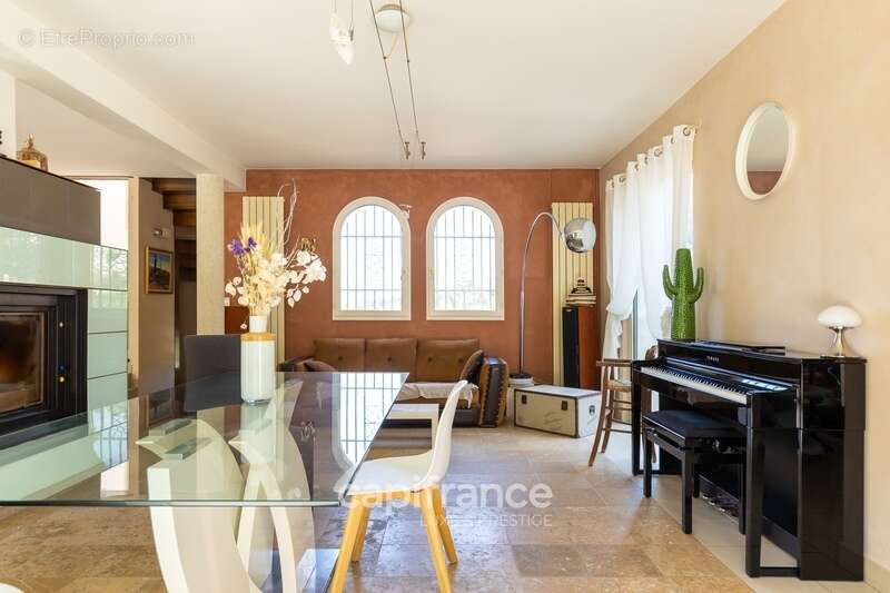 Maison à MARSEILLE-9E