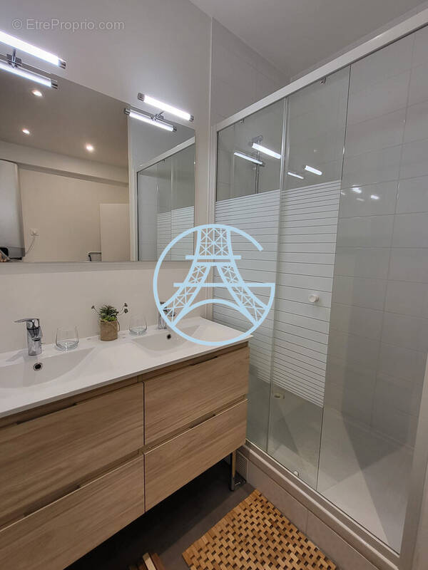 Appartement à LA GUERCHE-SUR-L&#039;AUBOIS