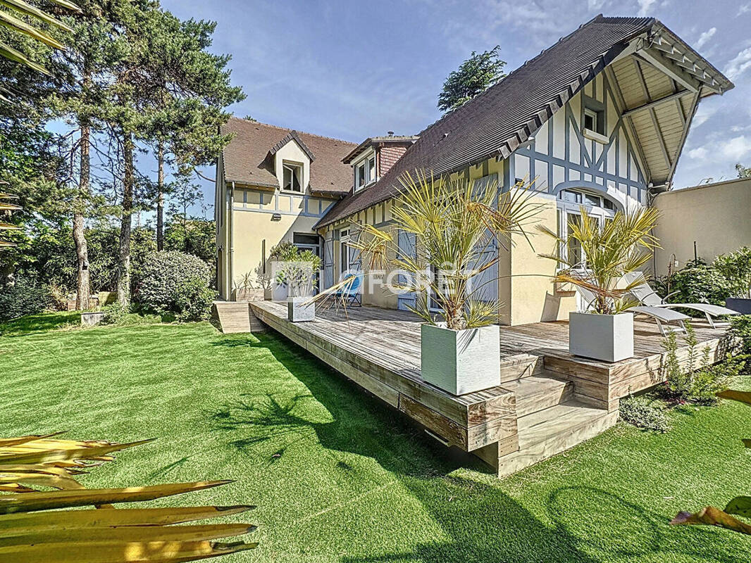 Maison à MERVILLE-FRANCEVILLE-PLAGE