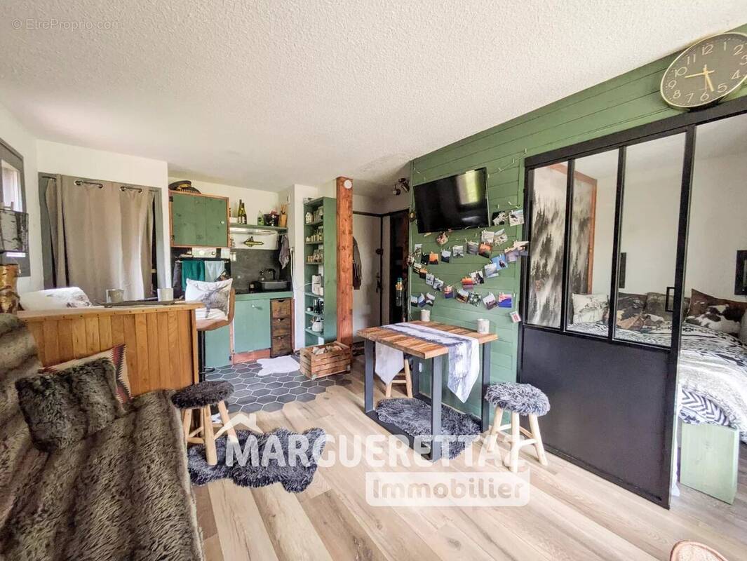 Appartement à ONNION