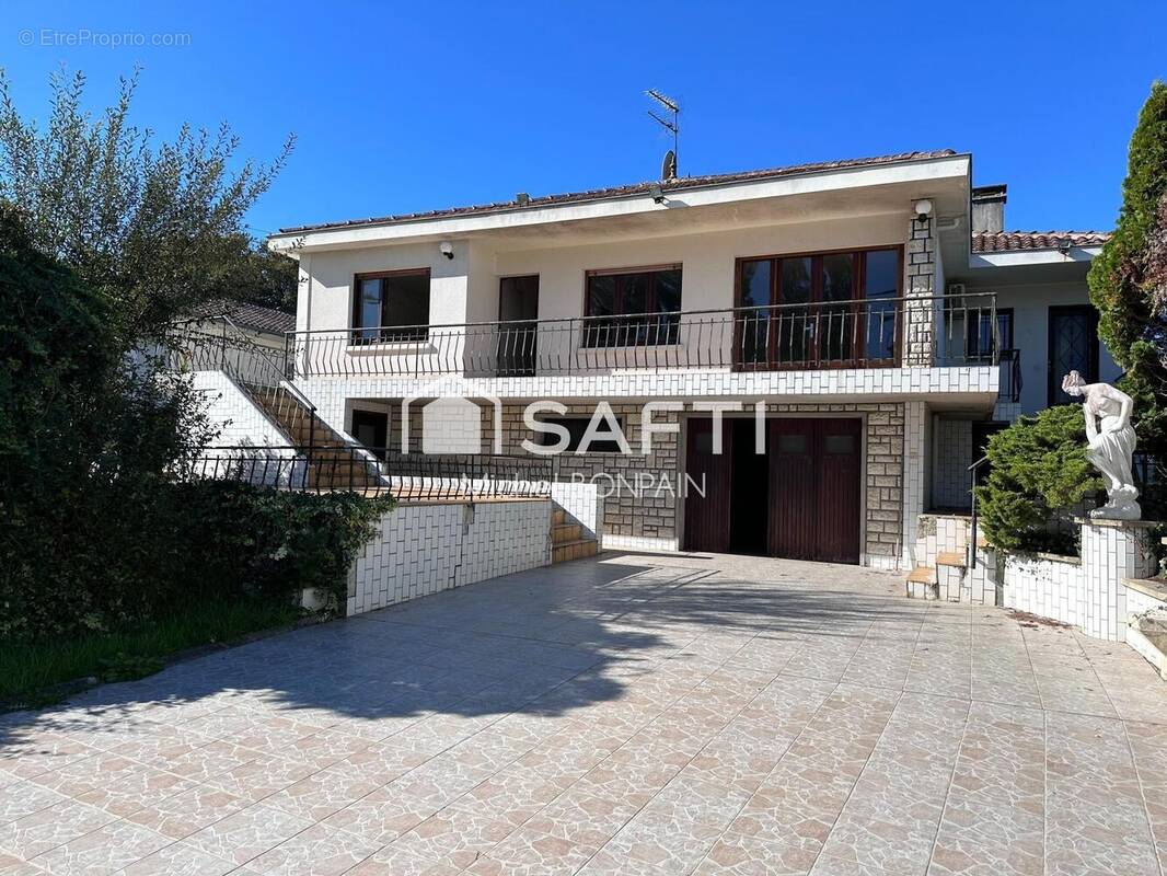 Photo 1 - Maison à MARTIGNAS-SUR-JALLE