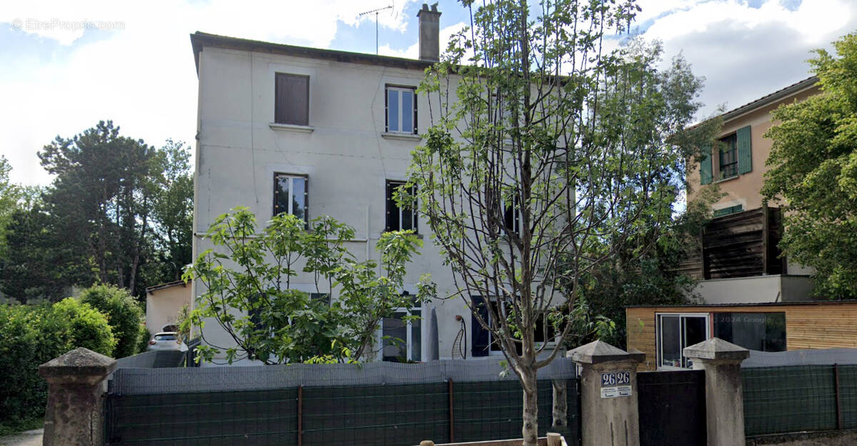 Appartement à NEUVILLE-SUR-SAONE