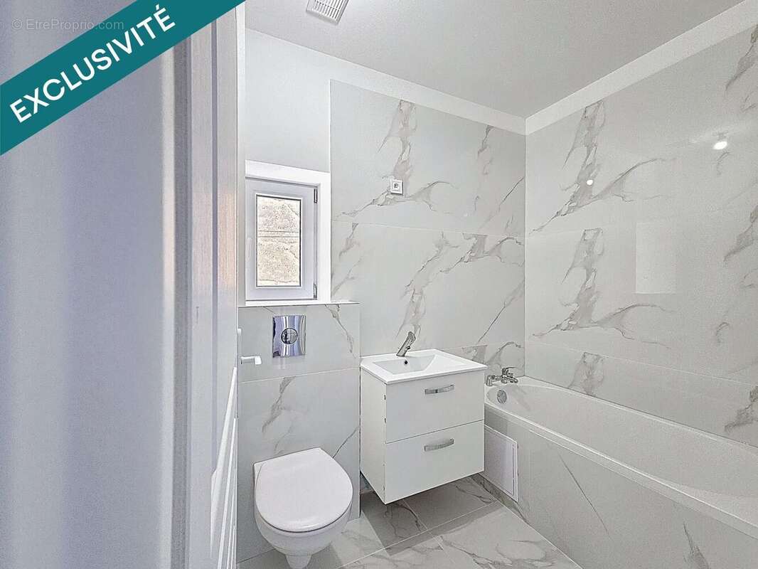 Photo 2 - Appartement à MONTMERLE-SUR-SAONE