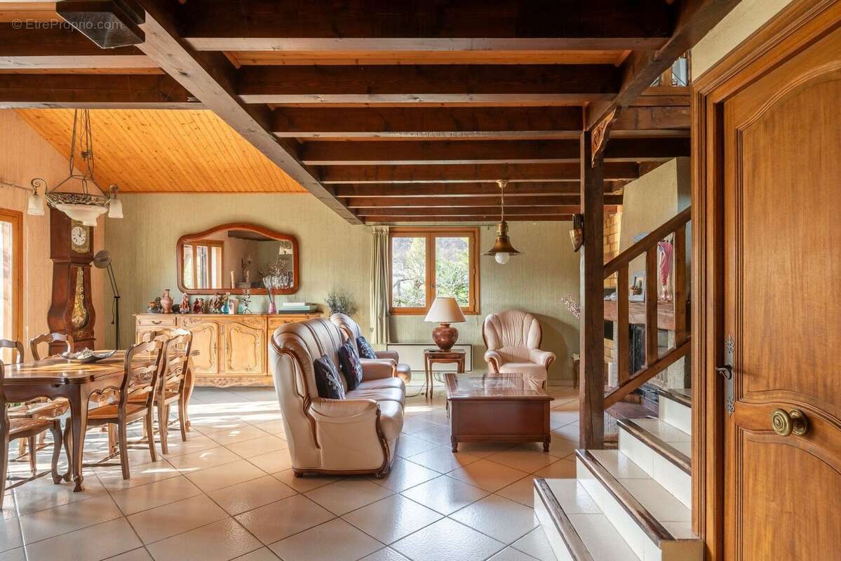 Maison à CLAIX
