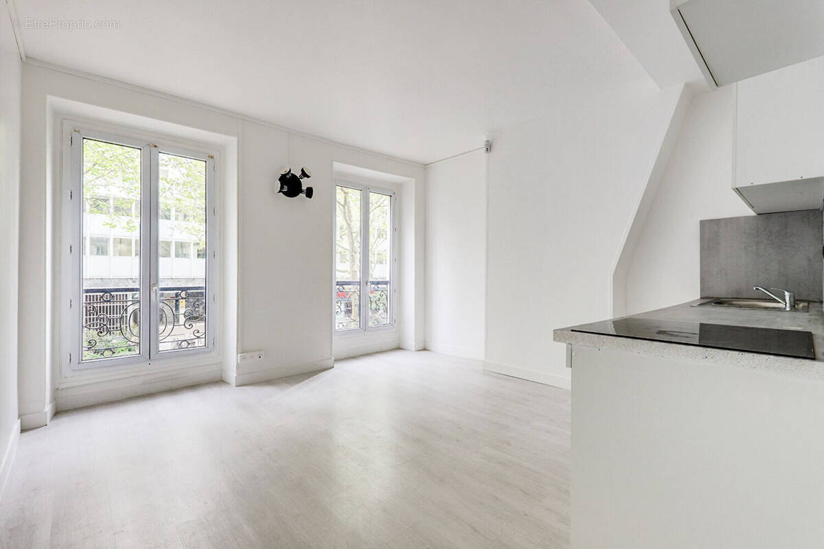 Appartement à PARIS-19E