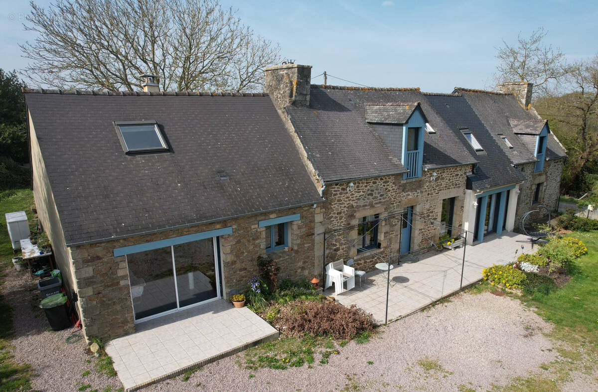Maison à CORSEUL