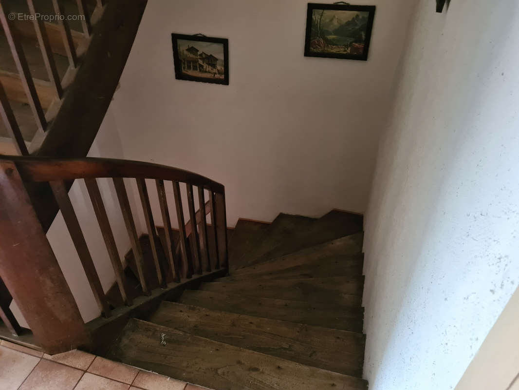 Maison à CAPOULET-ET-JUNAC
