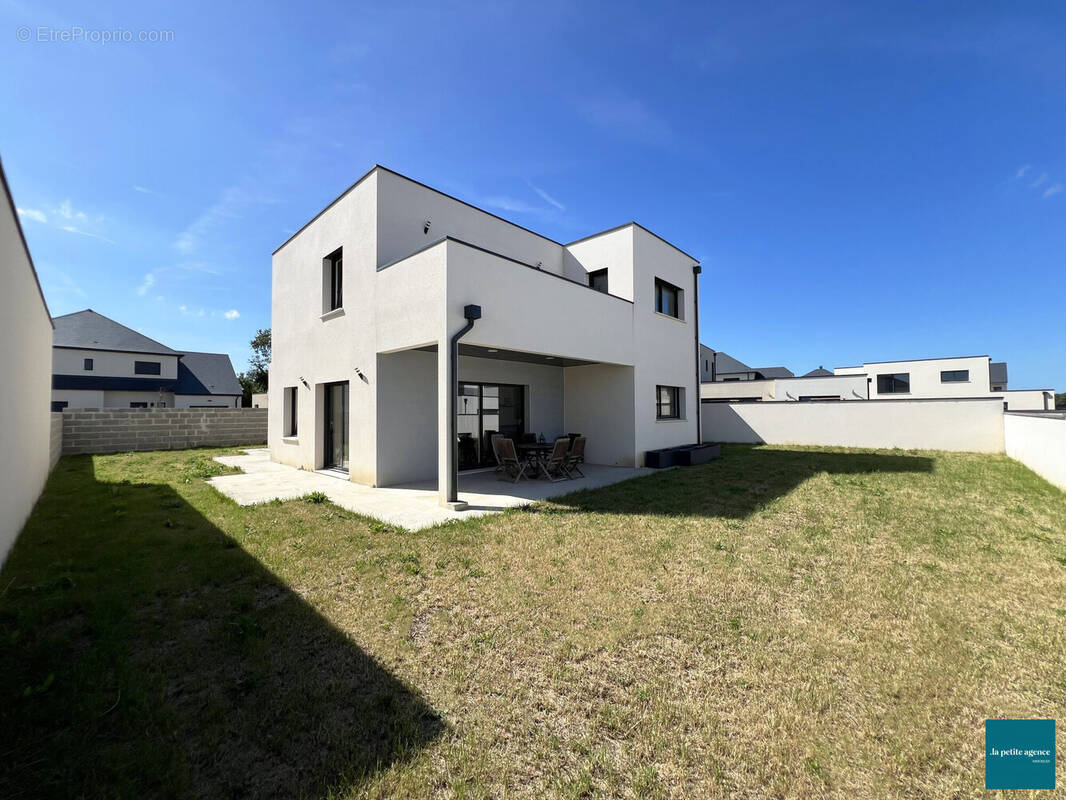 Maison à BIEVILLE-BEUVILLE