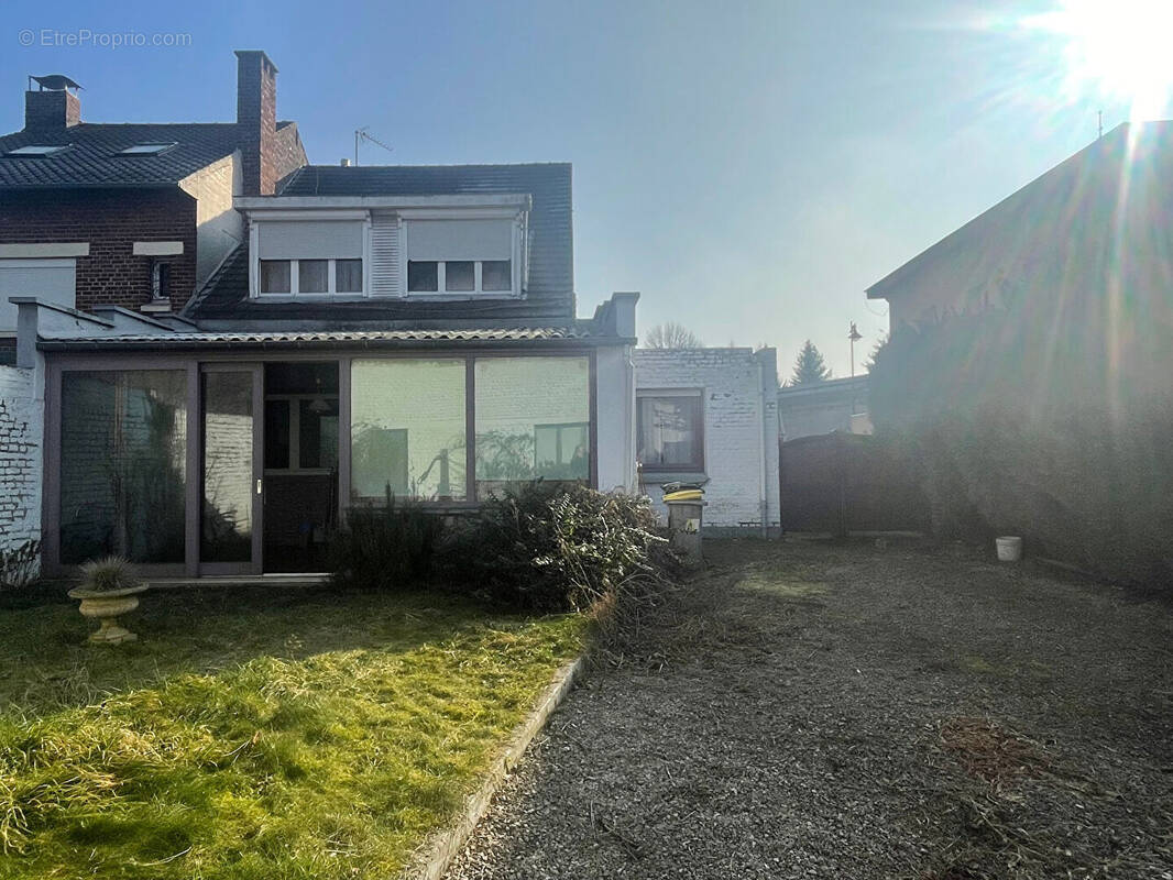 Maison à ANNEZIN