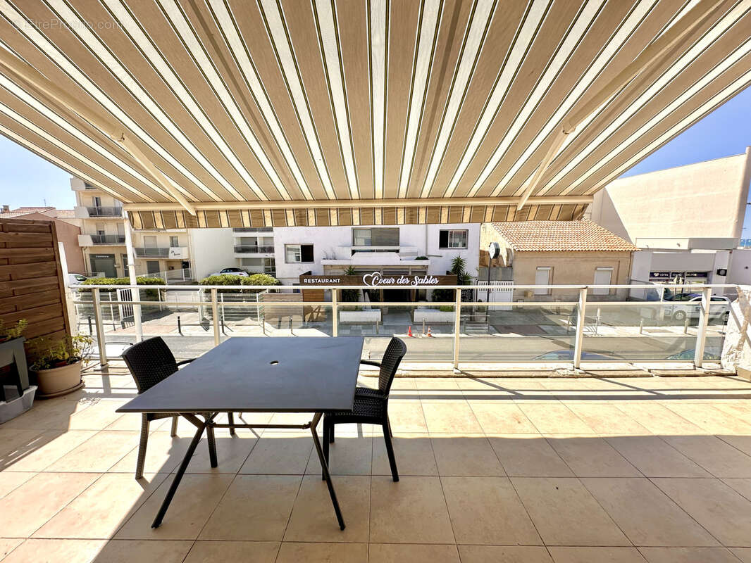 Appartement à MAUGUIO