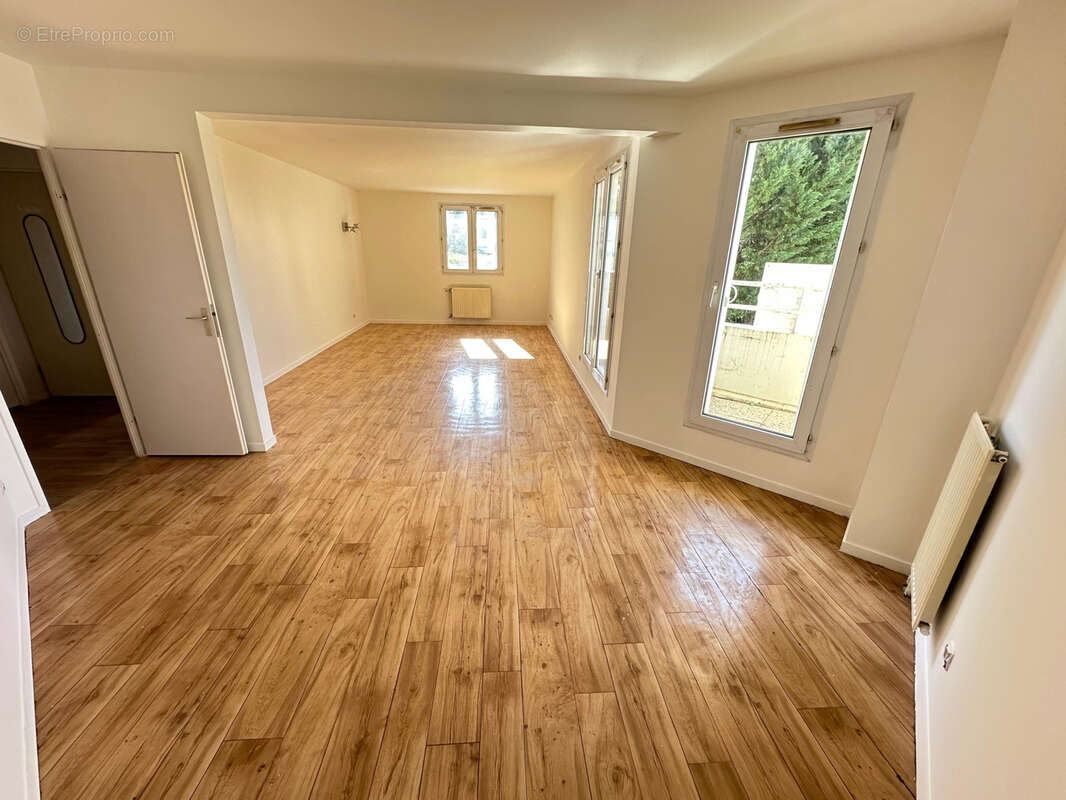 Appartement à RIS-ORANGIS