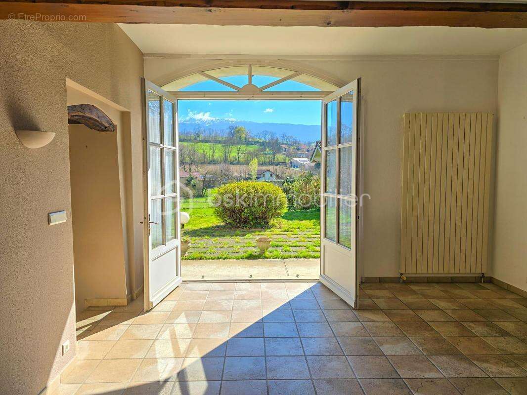 Maison à JARRIE