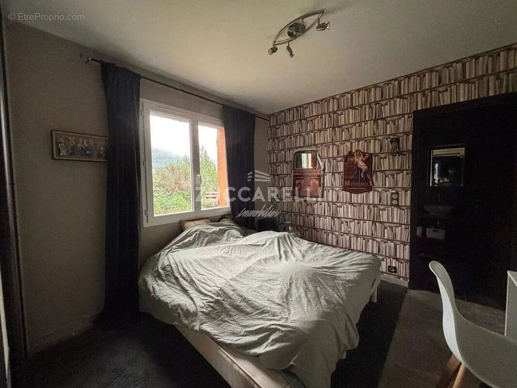 Maison à COLOMARS