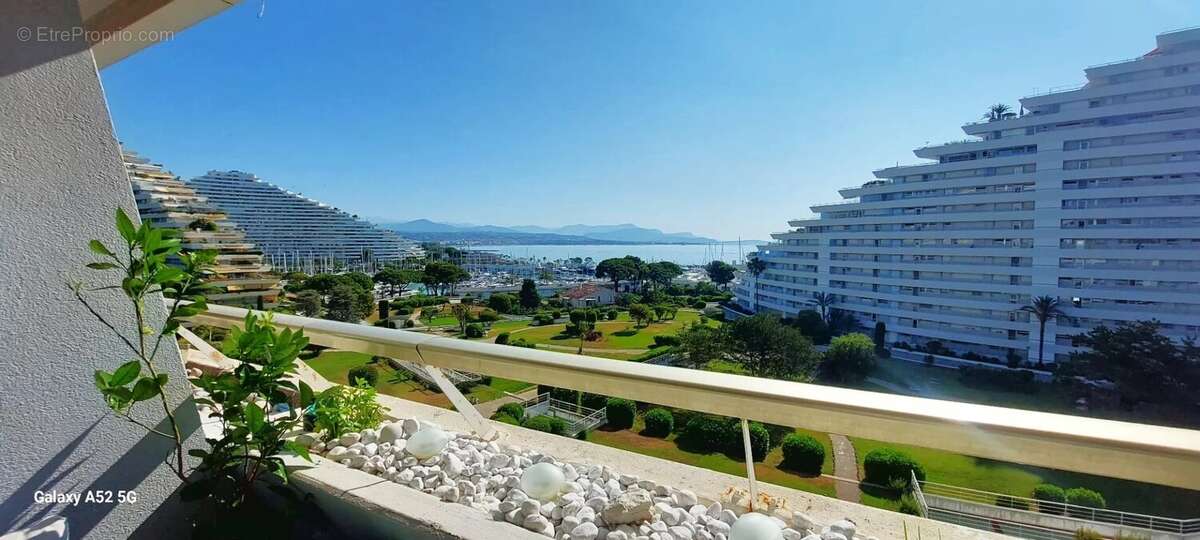 Appartement à VILLENEUVE-LOUBET