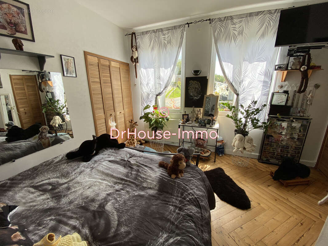 Maison à LE HOULME