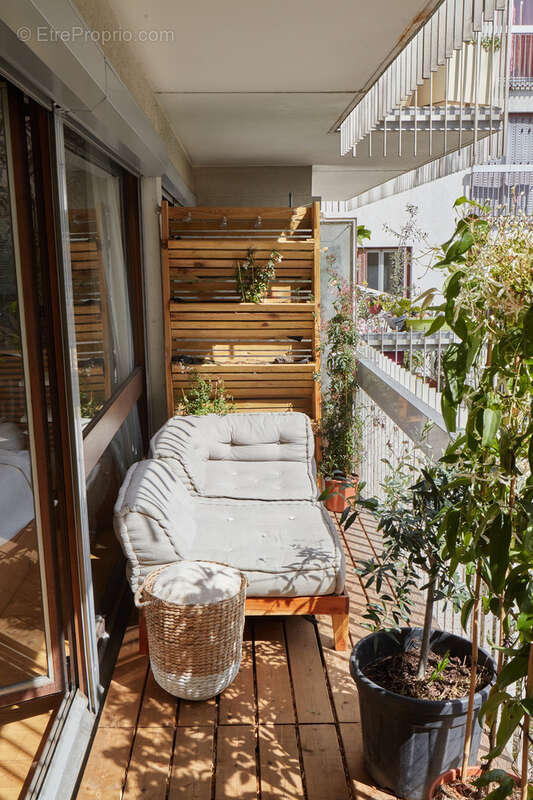 Appartement à PARIS-19E