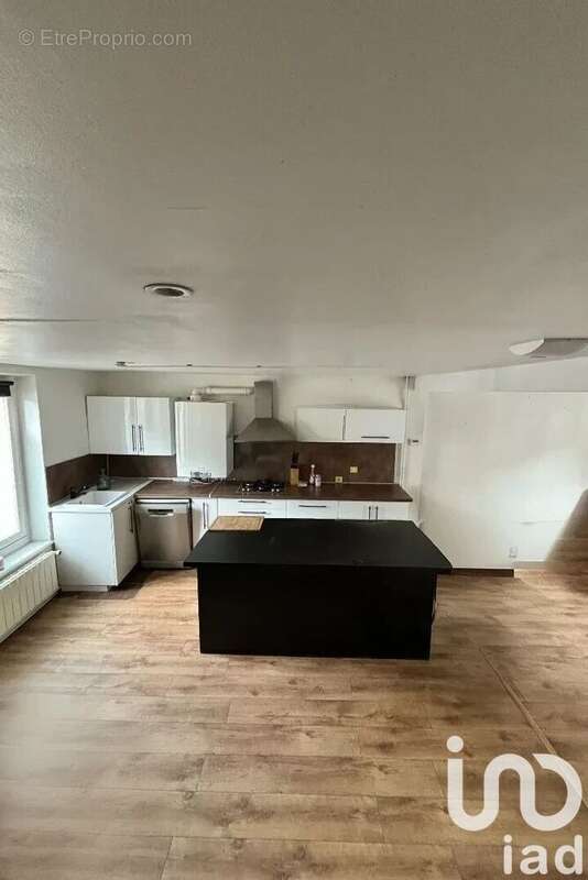 Photo 2 - Appartement à CHATEL-SAINT-GERMAIN
