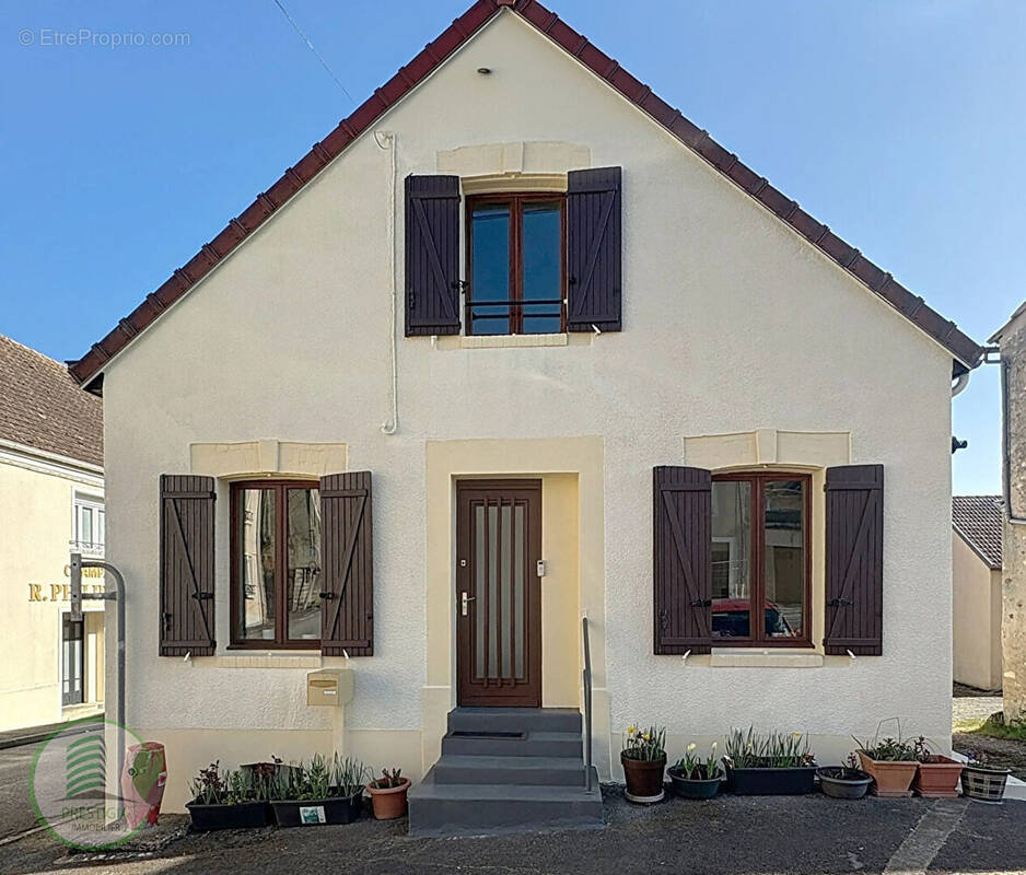 Maison à CHATILLON-SUR-MARNE