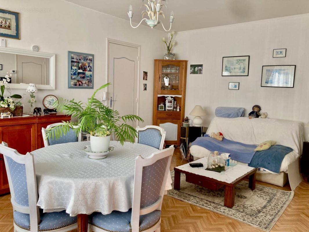 Appartement à CROIX