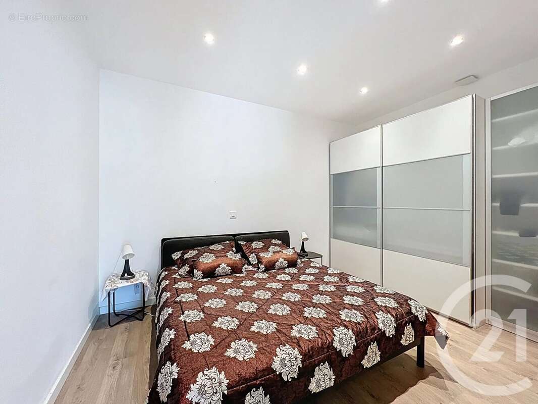 Maison à MOUGINS