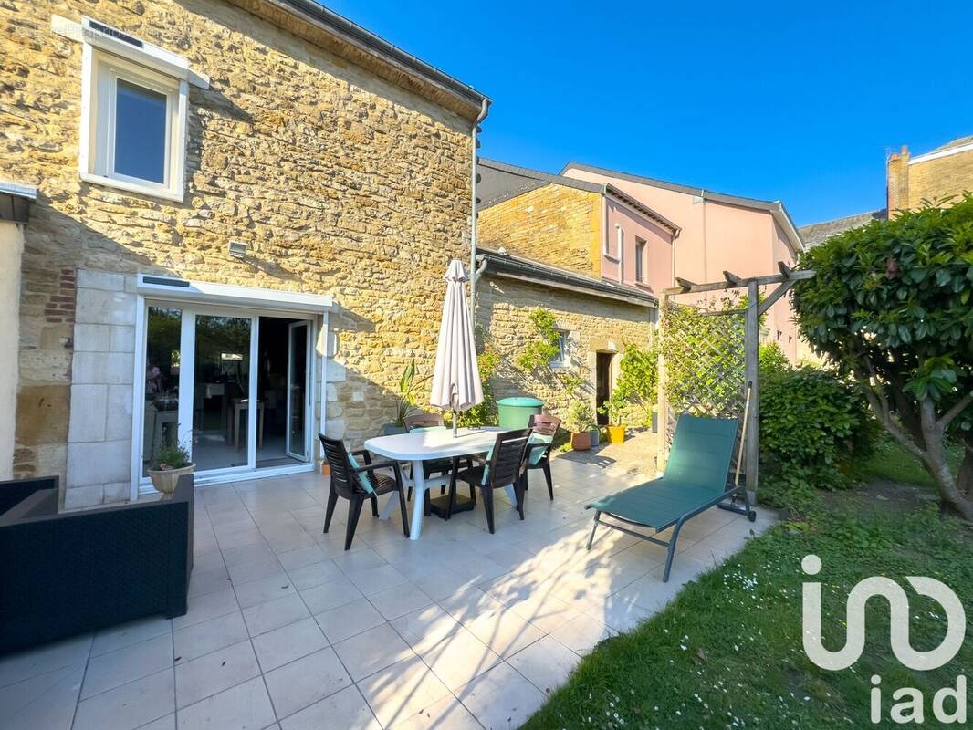 Photo 1 - Maison à POIX-TERRON