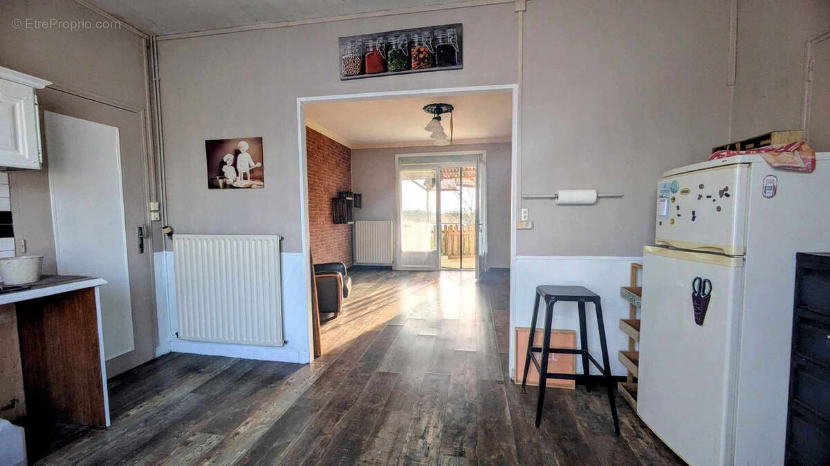 Maison à SIGOURNAIS